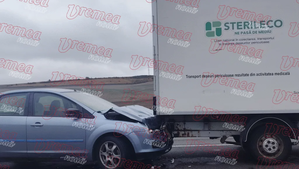 Accident grav în Sârbi: trei mașini implicate, o persoană rănită